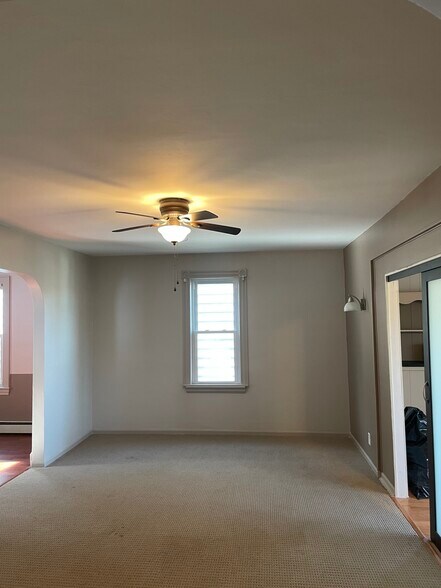 Building Photo - 106 Northwood Ave