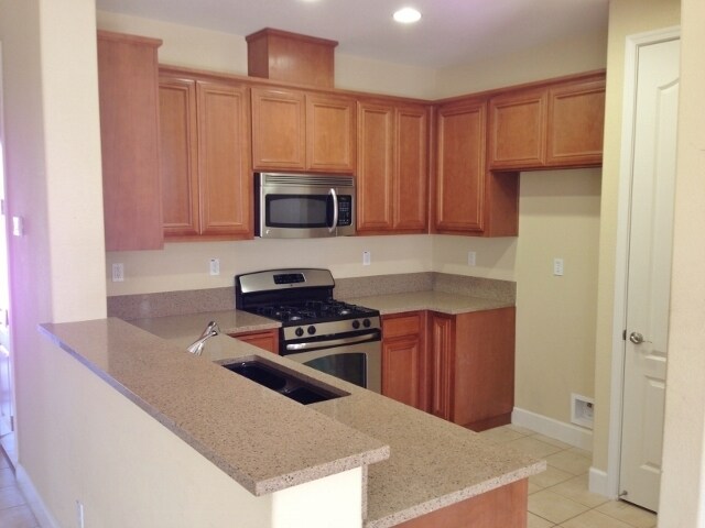Building Photo - 3 BEDROOM VACAVILLE BEHIND KAISER HOSPITAL *STAR RENTALS