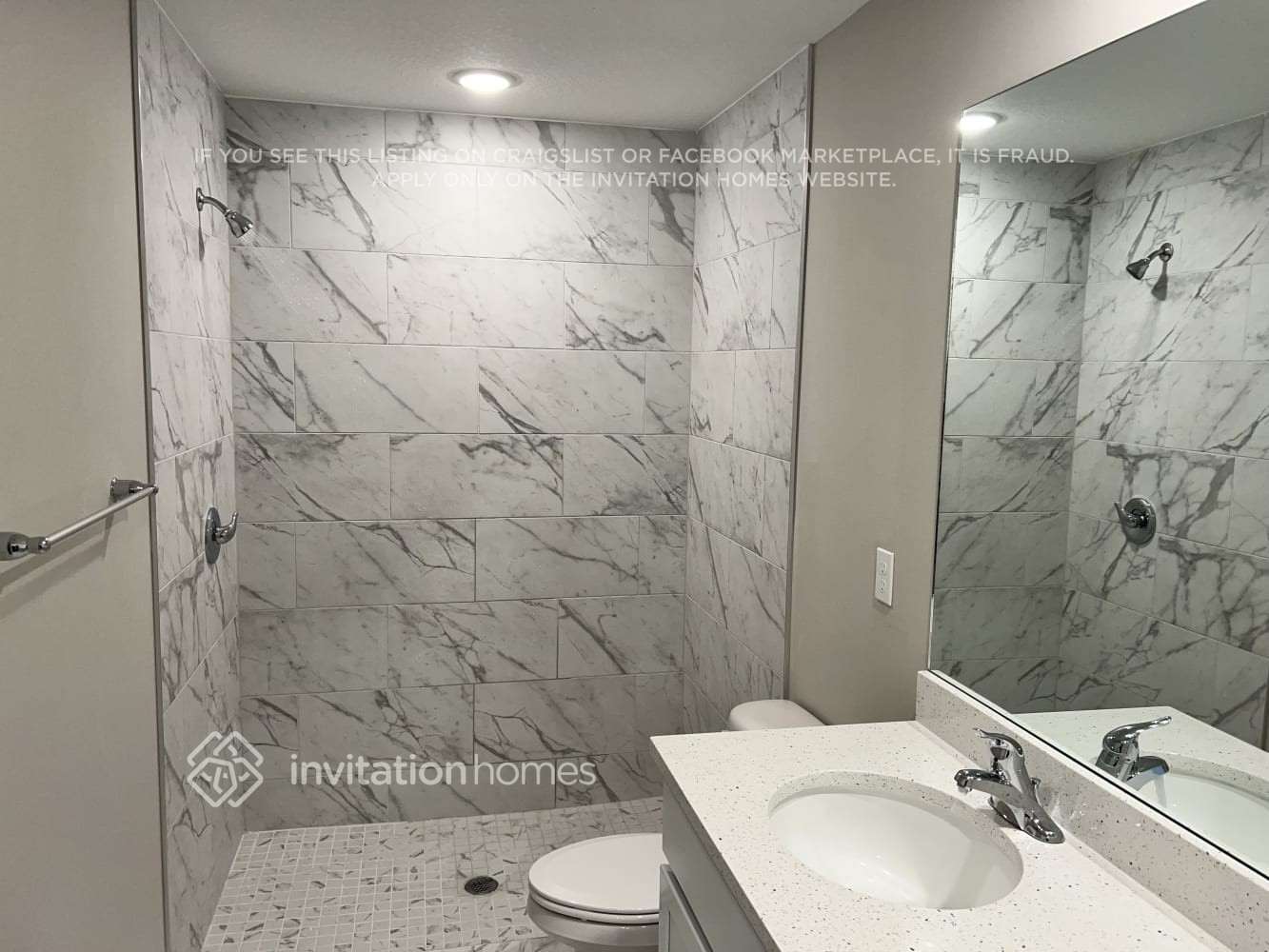 Building Photo - 2482 SW Fair Isle Rd