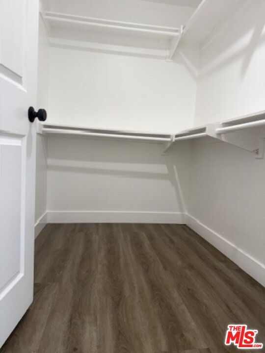 Building Photo - 621 N Bronson Ave