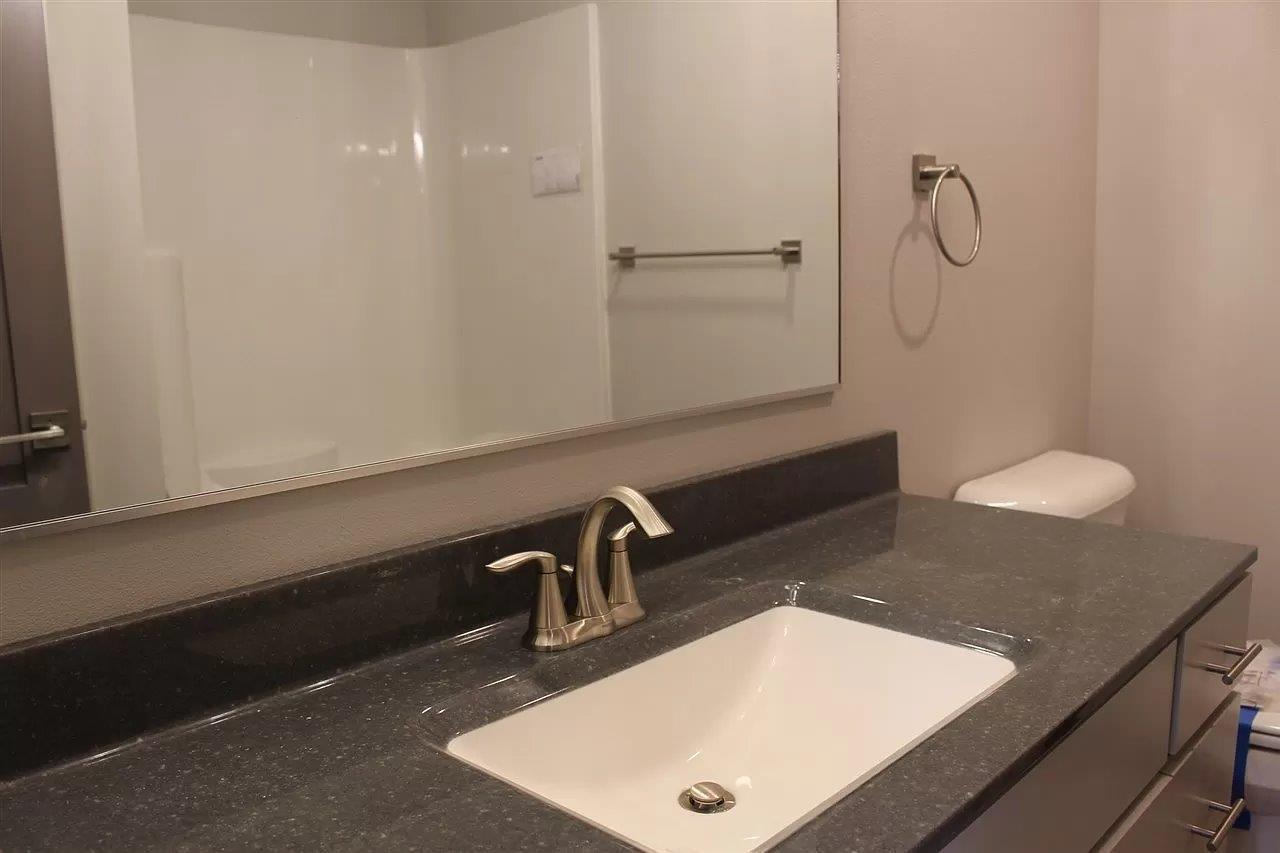 Building Photo - 1115 N Union Ave