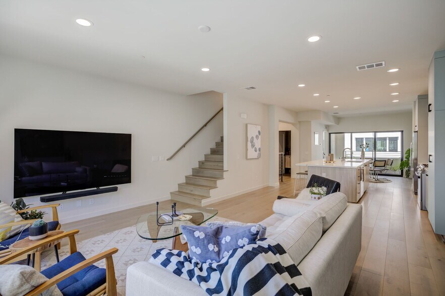 2nd Floor - Living Room - 4518 Ayla Ln