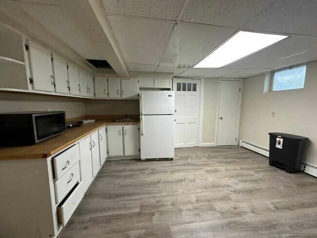 Building Photo - 126 Indiana Ave