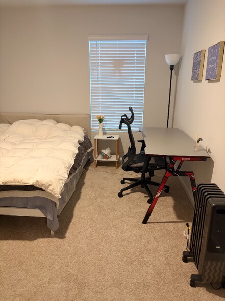 Building Photo - 1142 Button Buck Ln