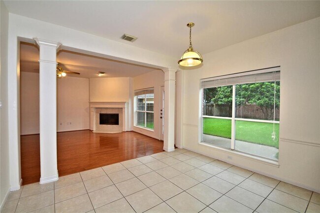 Building Photo - 17315 Marigold Dr
