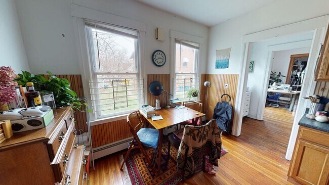 Building Photo - Spacious 2BR on Science Hill | Huge Kitchen & Living Area | Near Yale