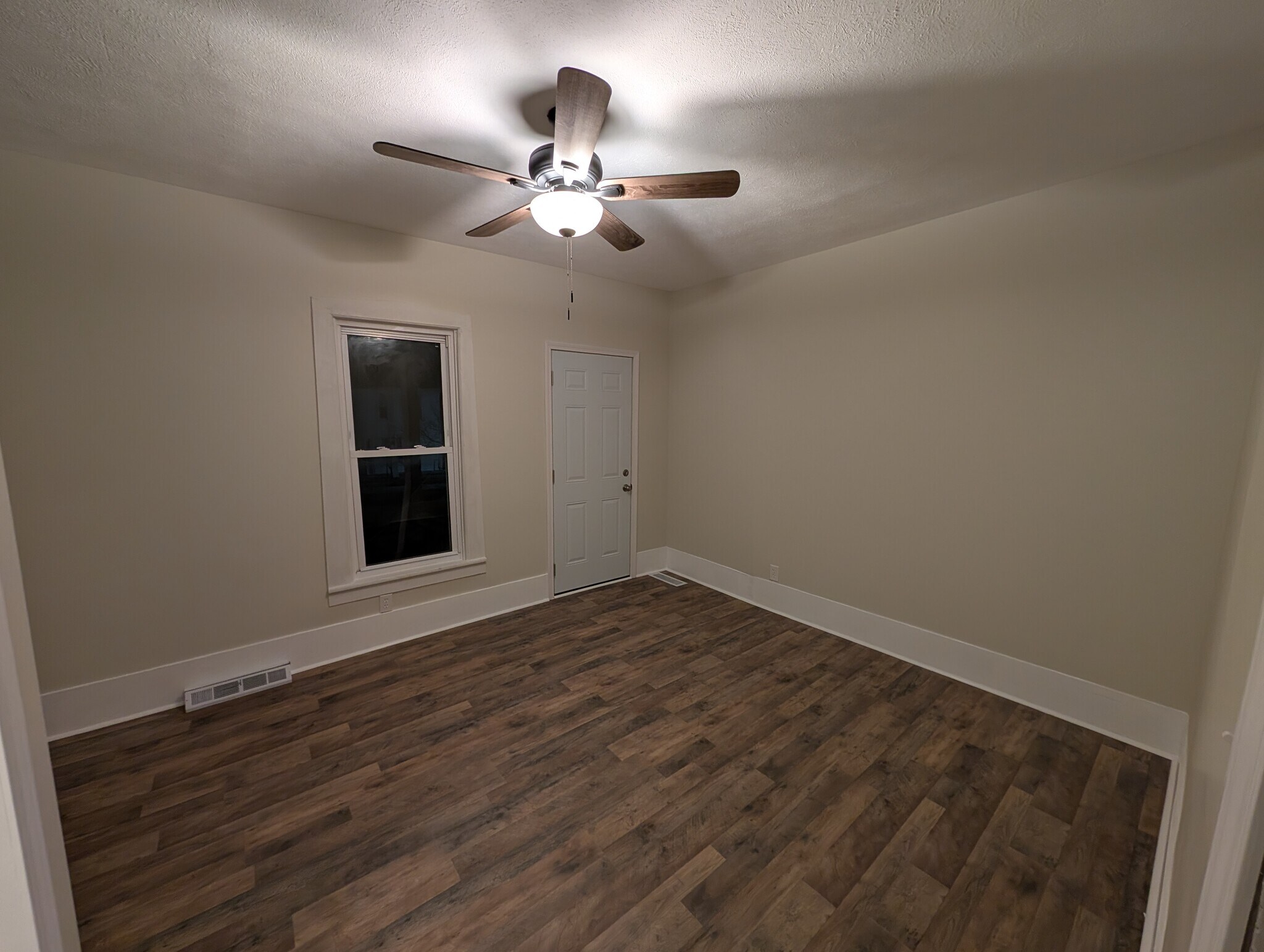 Building Photo - 37 Congress St