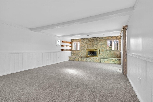 Building Photo - 49 Commanche Ct