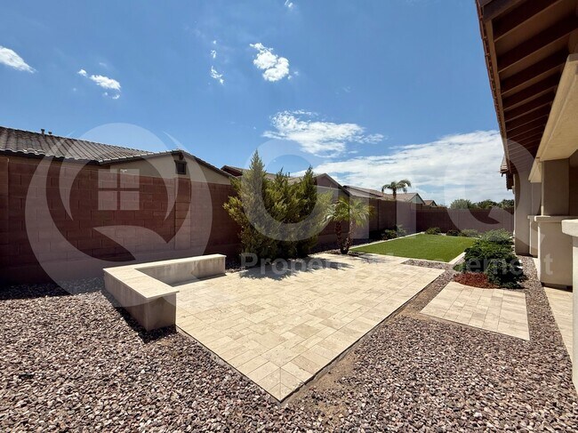 Building Photo - 3469 E Orleans Dr