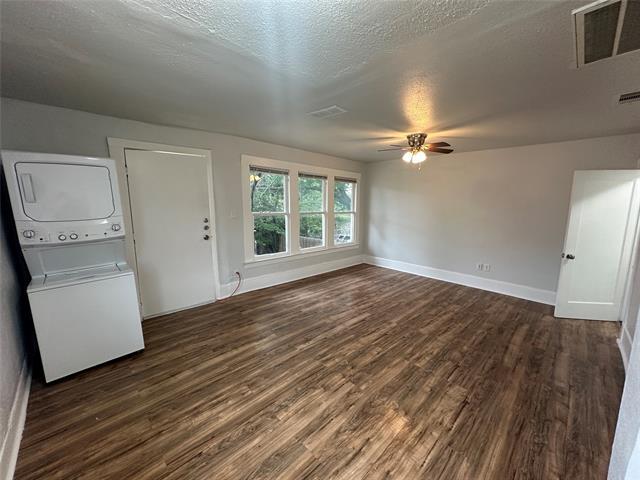 Building Photo - 819 N Marsalis Ave