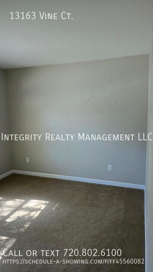 Building Photo - 13163 Vine Ct