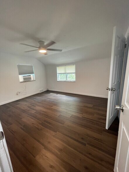 Bedroom 1 - 228 Ridgewood Ave