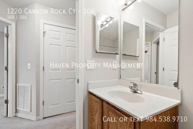 Building Photo - 1220 Canyon Rock Court