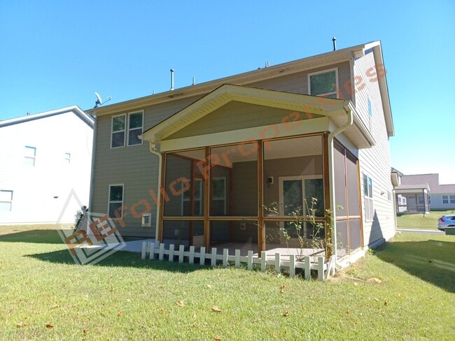 Building Photo - 288 Heathwood Dr