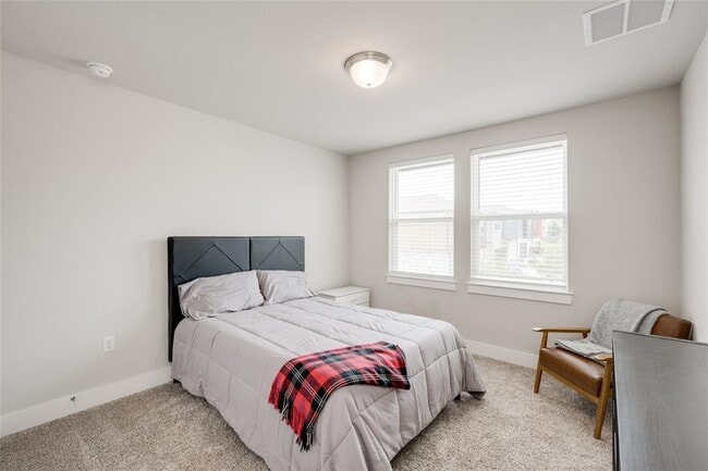 Building Photo - 7310 Harmony Shoals Bnd