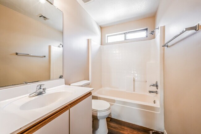 Building Photo - 15029 W Calavar Rd