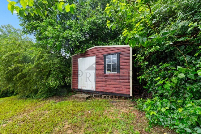 Building Photo - 4008 Penrod Dr