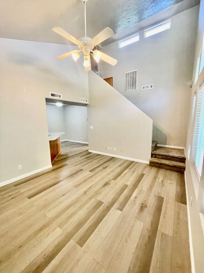 Building Photo - 908 W 180 S