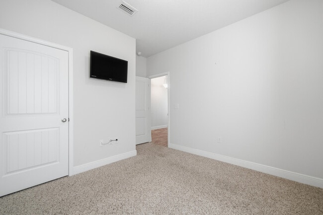 Building Photo - 191 Southern Pnes Rd