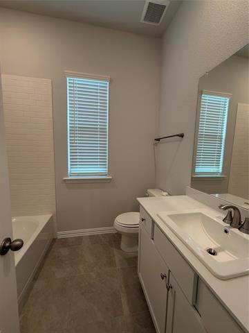 Building Photo - 8479 Challenger Ln