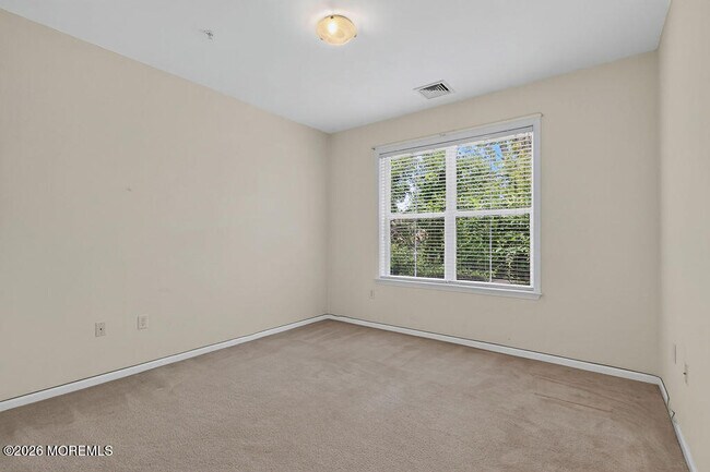 Building Photo - 118 Sloan Ct