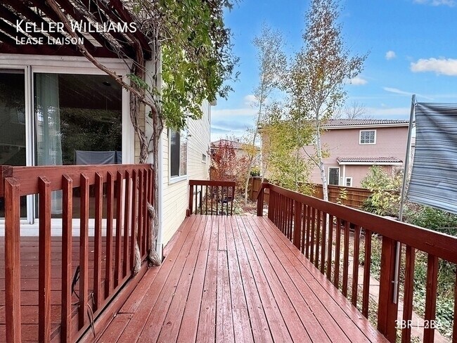 Building Photo - 1237 Laurenwood Way