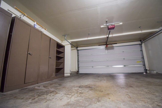 Building Photo - Astounding Condo  End Unit, Garage include...