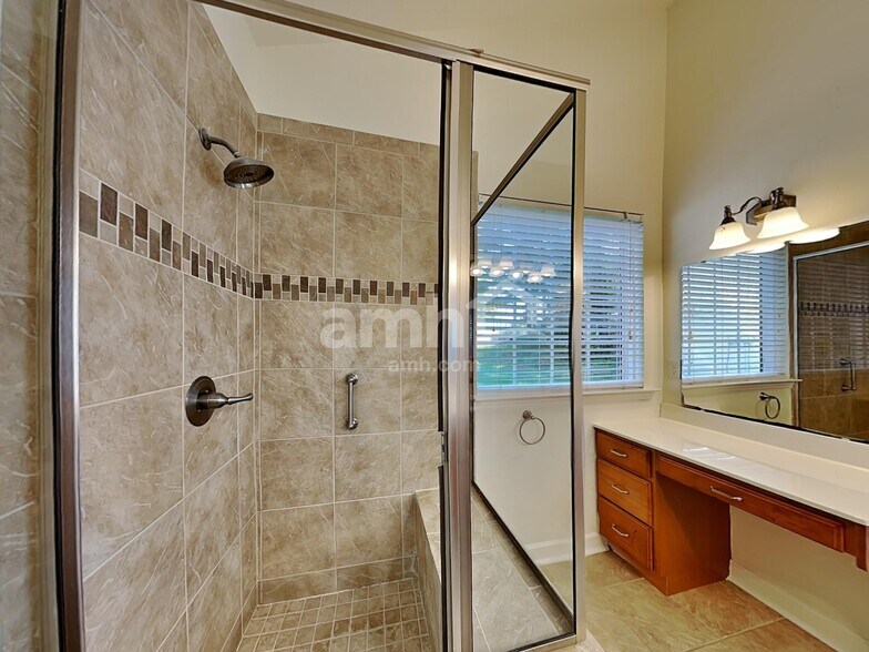 Building Photo - 8428 Whisper Ridge Pl