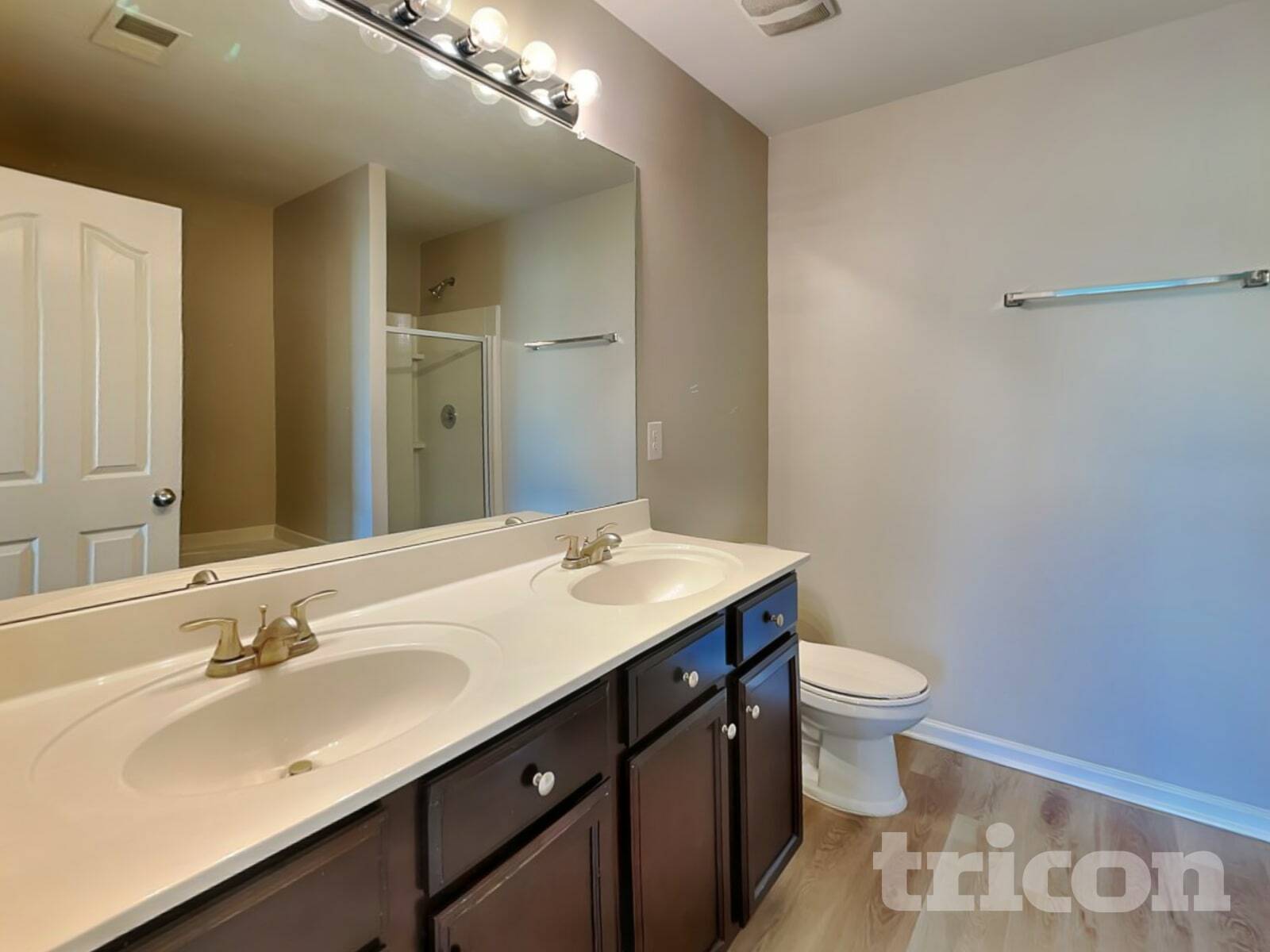 Building Photo - 747 Markham Cir