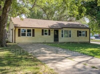 Building Photo - 1002 Orchard Ave