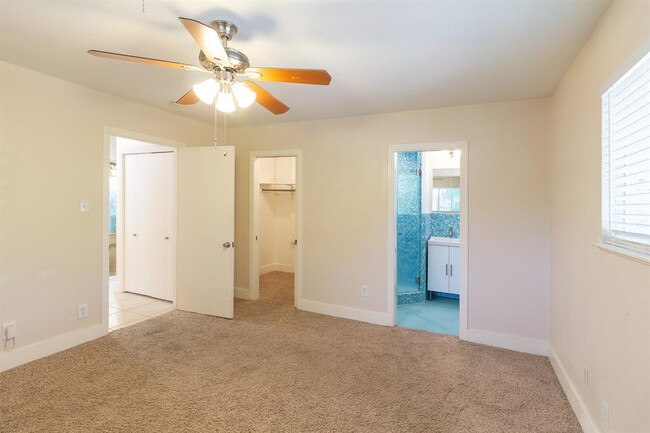 Building Photo - 2604 Rock Terrace Dr