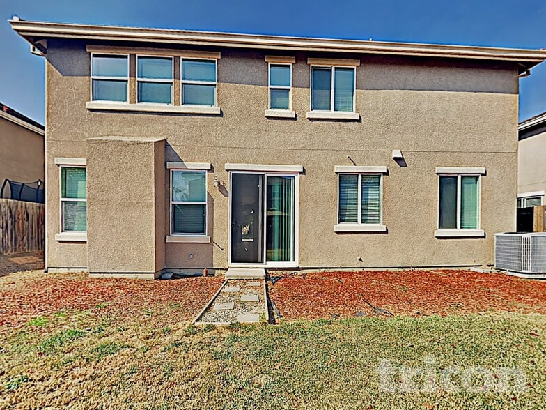 Building Photo - 4888 Snowy Egret Way