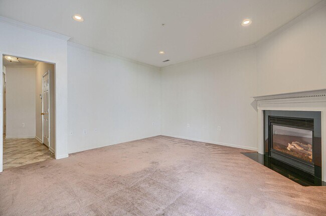 Building Photo - 239 Anvil Way