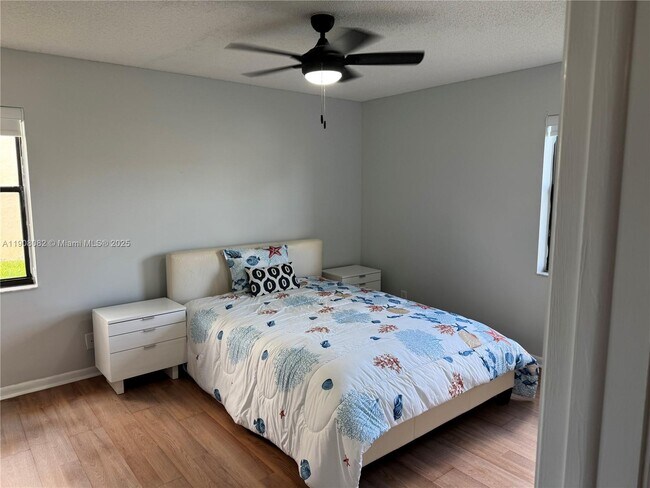 Building Photo - 7590 Tahiti Ln