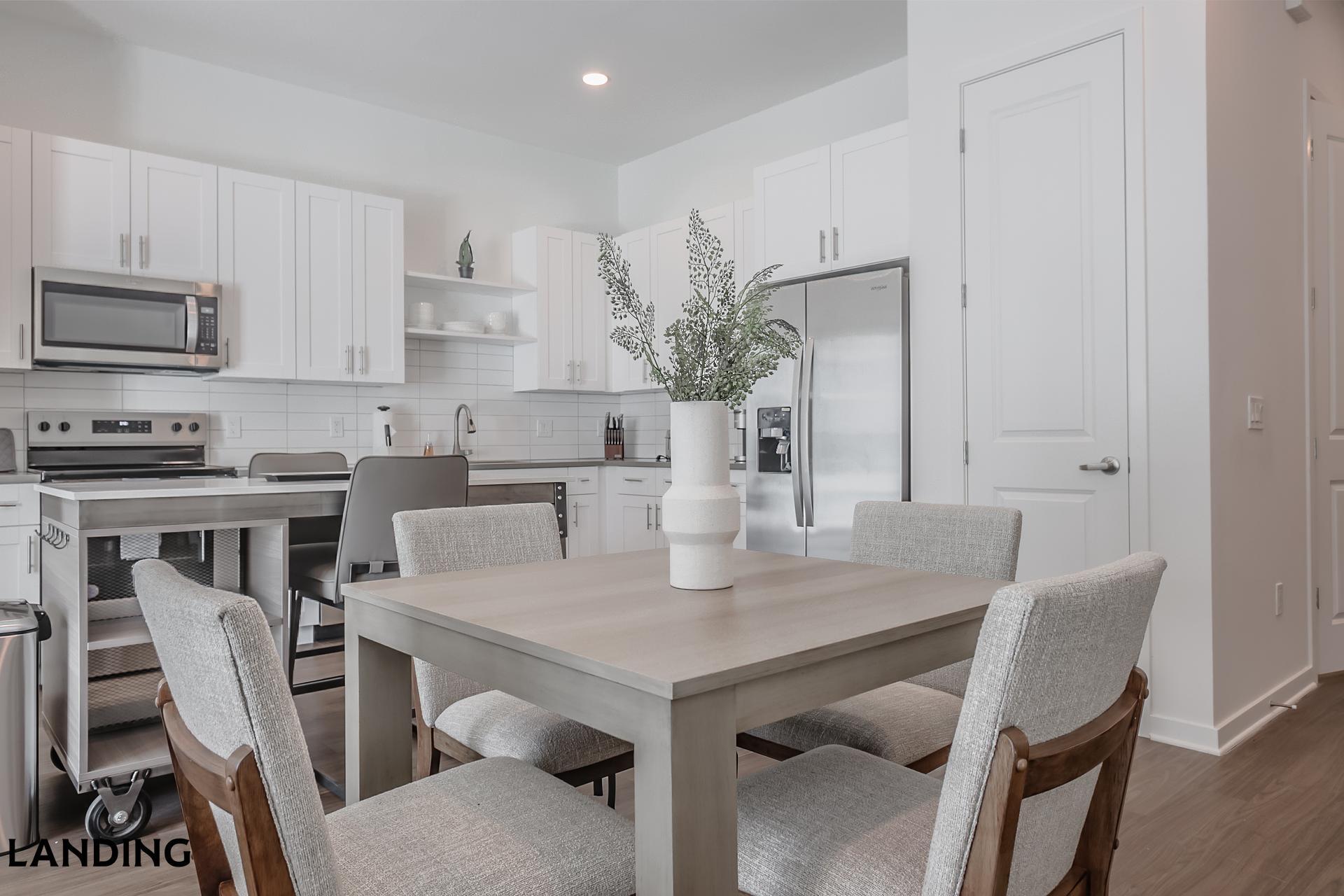 Building Photo - 515 Corso Ln