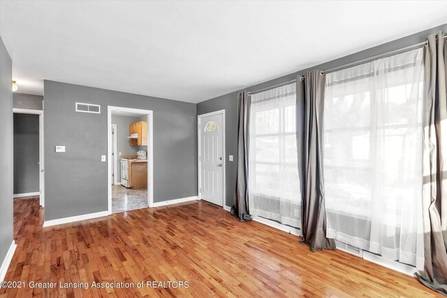 Primary Photo - 1420 Snyder Rd