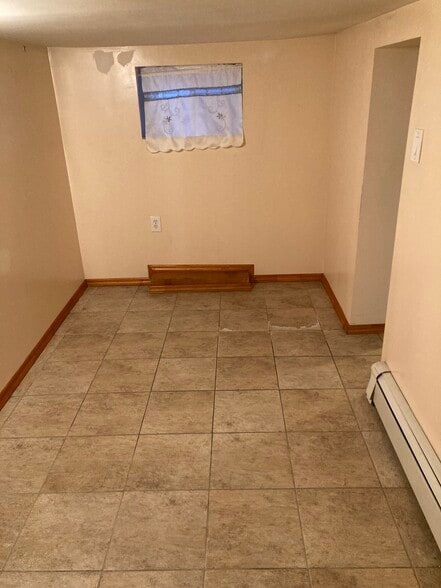 Building Photo - 5827 41st Dr