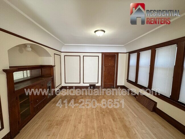 Building Photo - 4048 N 7th St