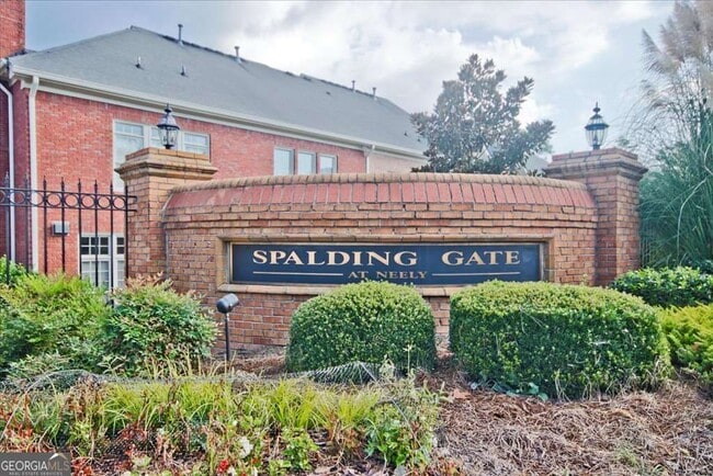 Building Photo - 6245 Spalding Dr