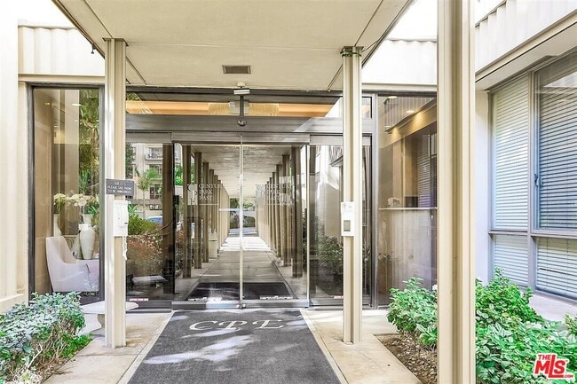 Building Photo - 2160 Century Park E