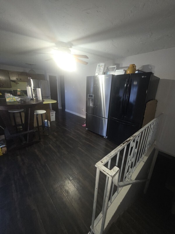 Building Photo - 3111 Midwest Dr
