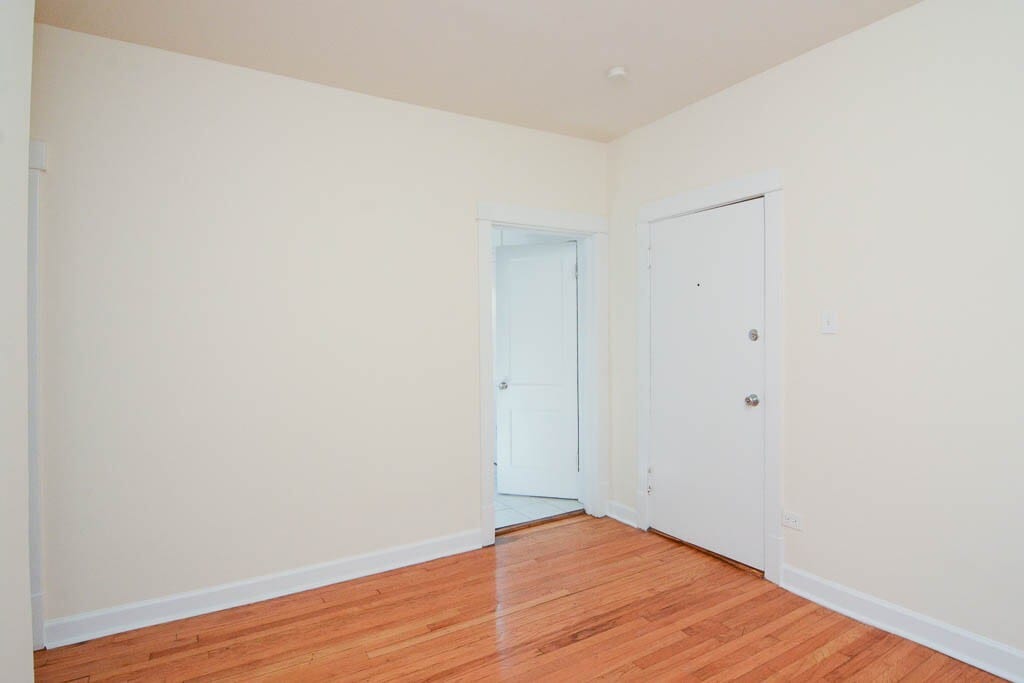 Building Photo - 2910 W George St