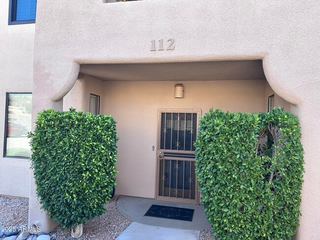 Primary Photo - 11011 N Zephyr Dr