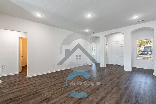 Building Photo - 1155 Gallery Dr
