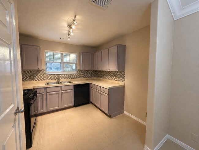 Building Photo - 21130 Kenswick Meadows Ct