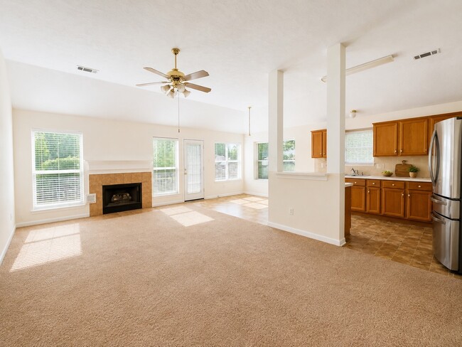 Building Photo - 6858 Stillwater Dr