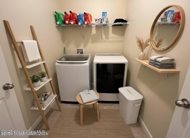 Building Photo - 1877 Attilburgh Blvd