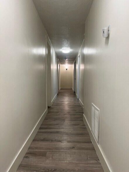 Building Photo - 1456 S 500 E
