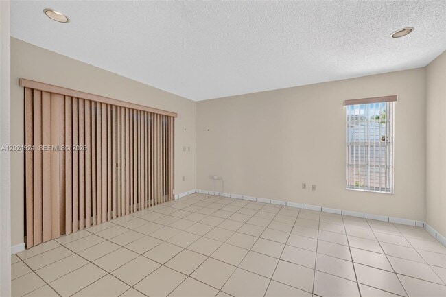 Building Photo - 13440 SW 28th St
