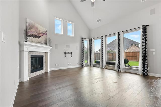 Building Photo - 4160 Dewberry Ln